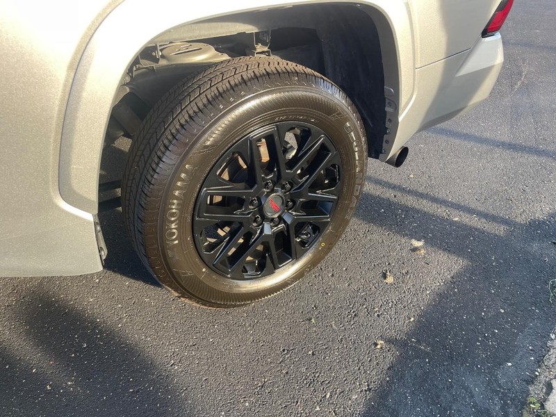 Toyota Tundra 2WD Vehicle Image 05