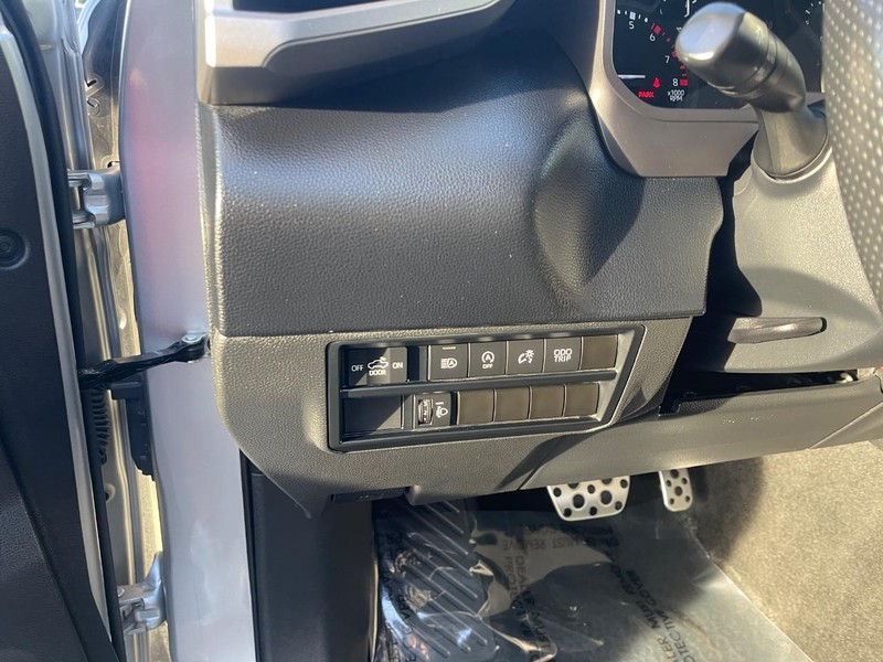 Toyota Tundra 2WD Vehicle Image 16