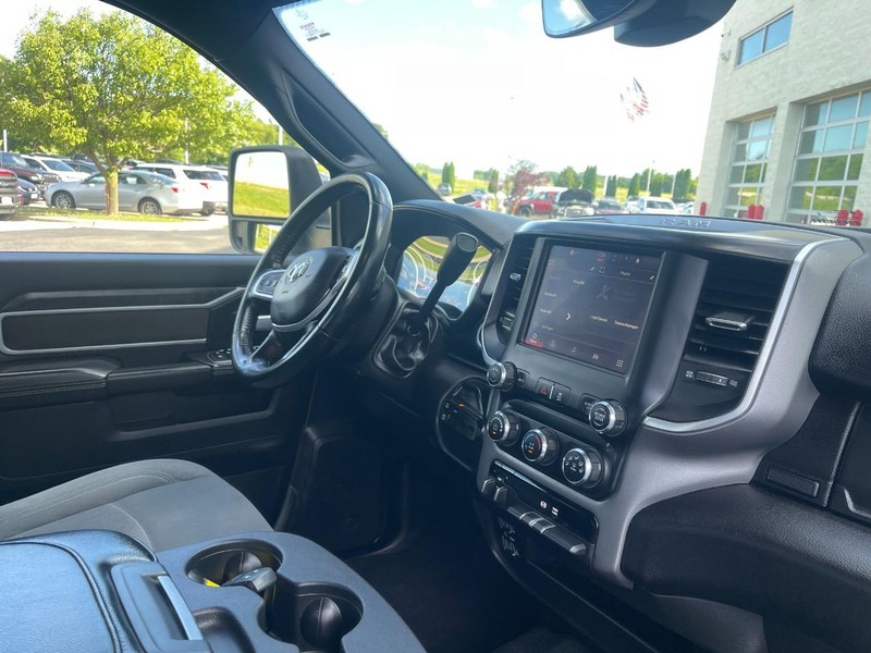Ram 2500 Vehicle Image 03