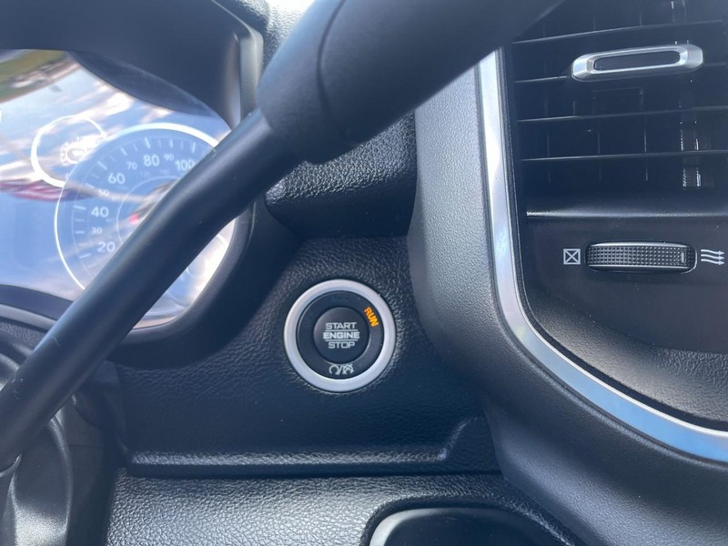 Ram 2500 Vehicle Image 16