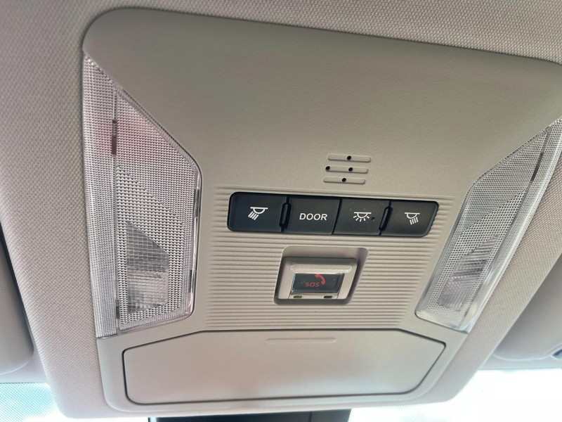 Toyota RAV4 Vehicle Image 27
