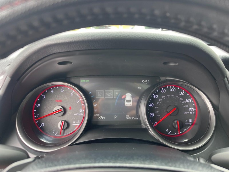 Toyota Camry Vehicle Image 28