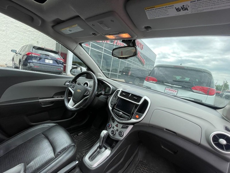 Chevrolet Sonic Vehicle Image 05