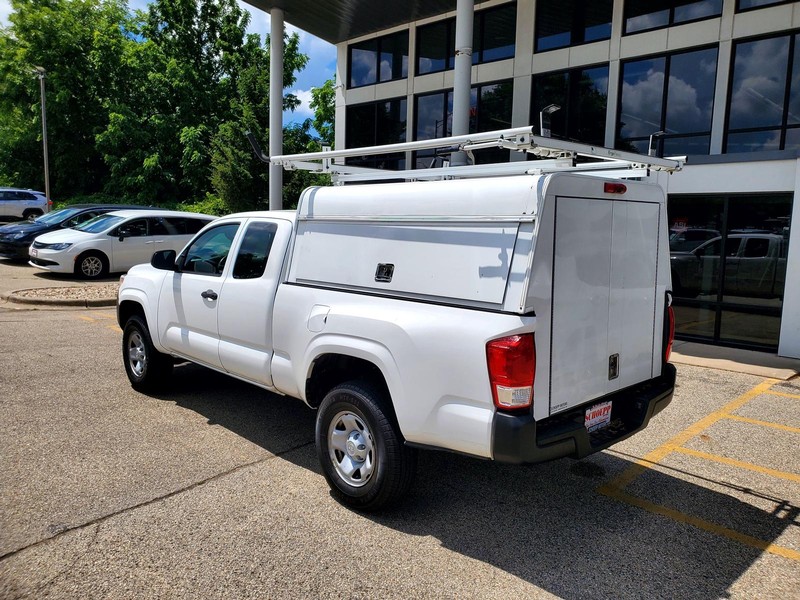 Toyota Tacoma Vehicle Image 07
