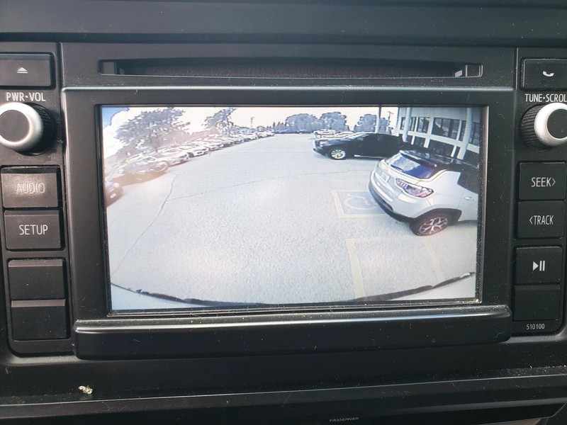 Toyota Tacoma Vehicle Image 11
