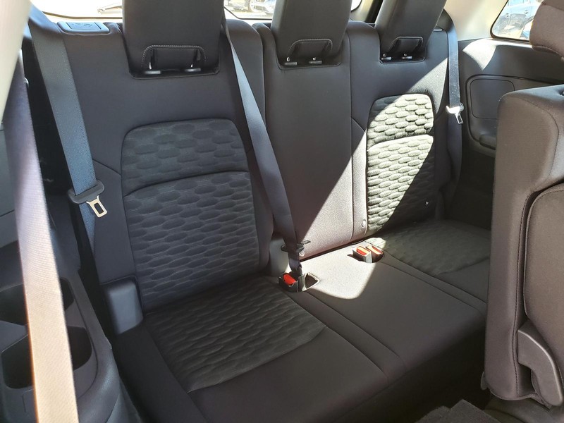 Nissan Pathfinder Vehicle Image 15