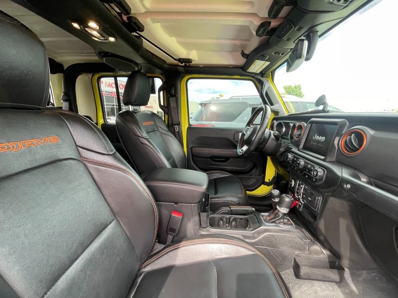 Jeep Gladiator Vehicle Image 03