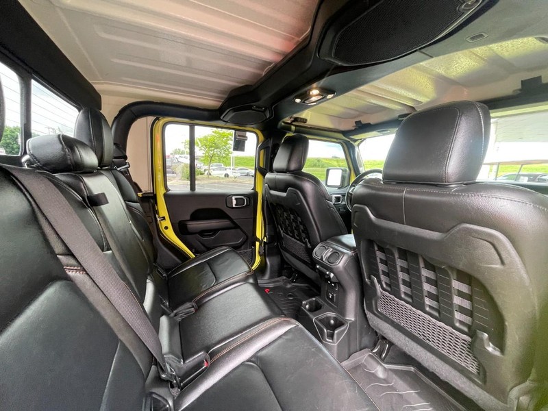 Jeep Gladiator Vehicle Image 14