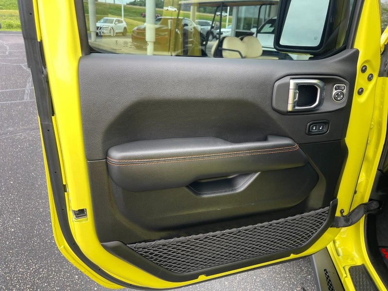 Jeep Gladiator Vehicle Image 19