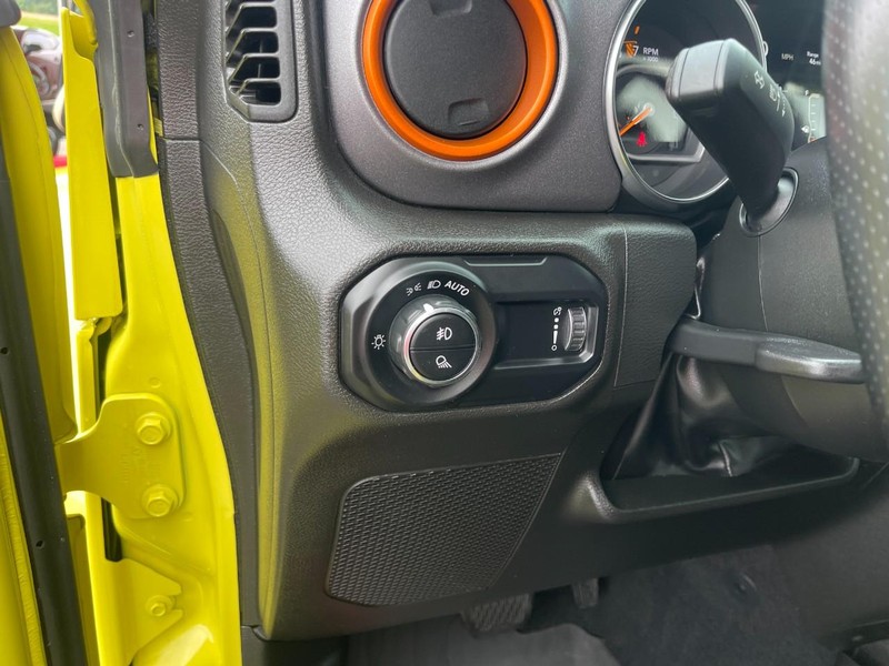 Jeep Gladiator Vehicle Image 20