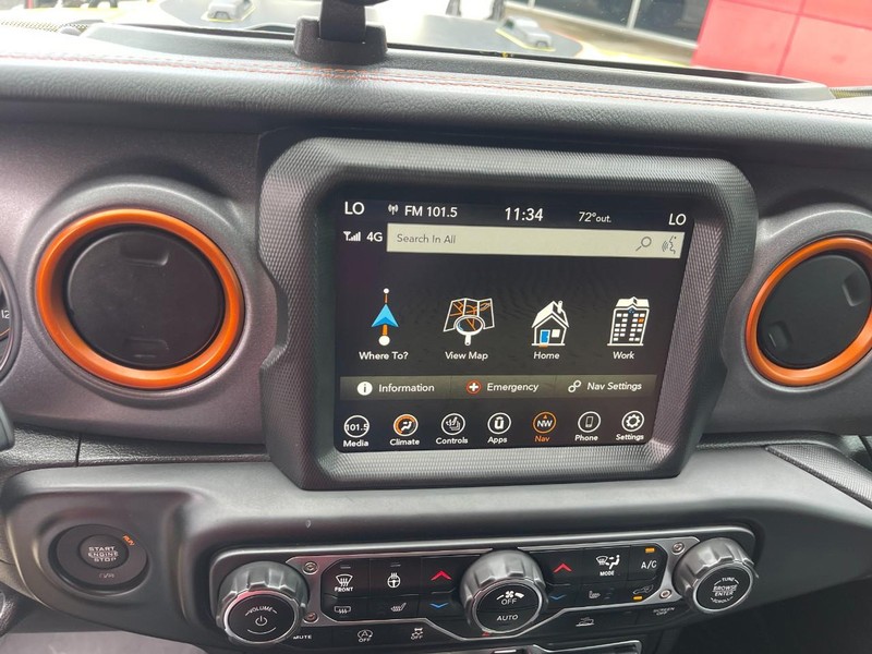 Jeep Gladiator Vehicle Image 30