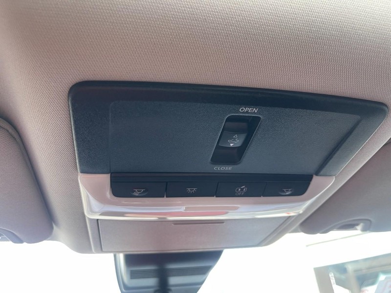 Nissan Altima Vehicle Image 31