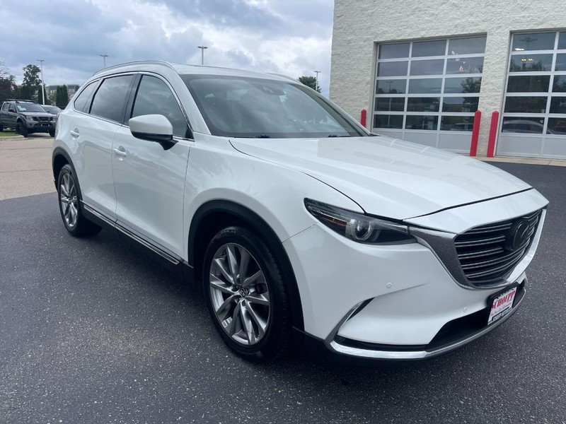 Mazda CX-9 Vehicle Image 02