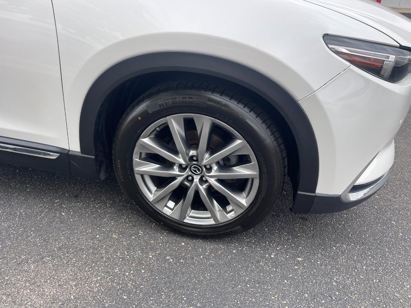 Mazda CX-9 Vehicle Image 08