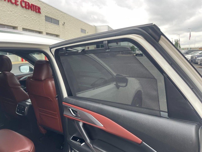 Mazda CX-9 Vehicle Image 19