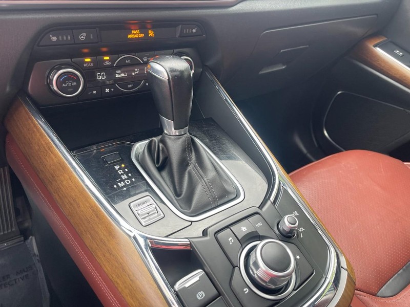 Mazda CX-9 Vehicle Image 36