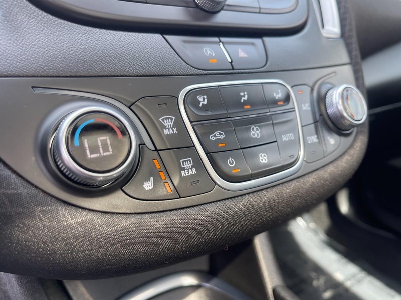 Chevrolet Malibu Vehicle Image 30