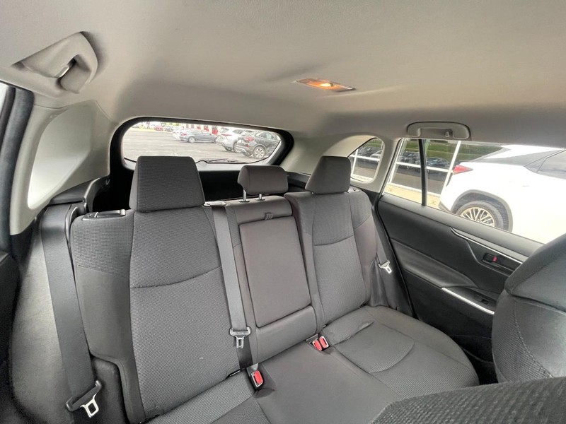 Toyota RAV4 Vehicle Image 06