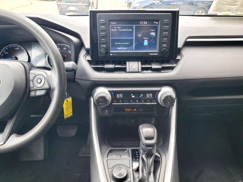 Toyota RAV4 Vehicle Image 10