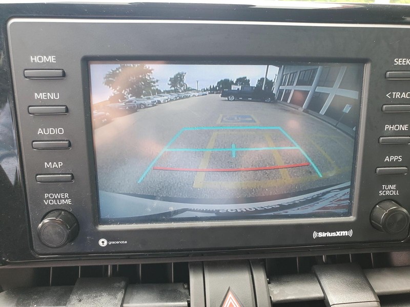 Toyota RAV4 Vehicle Image 11