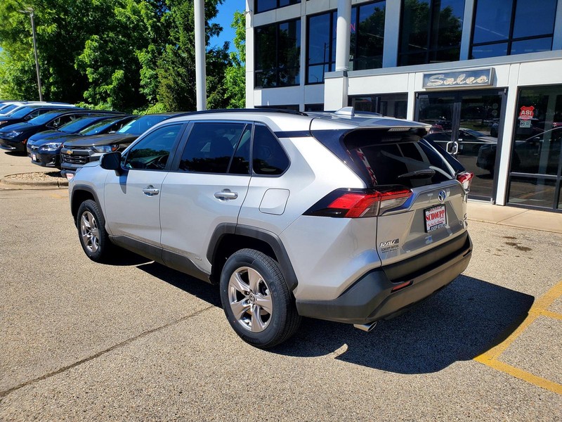 Toyota RAV4 Vehicle Image 07