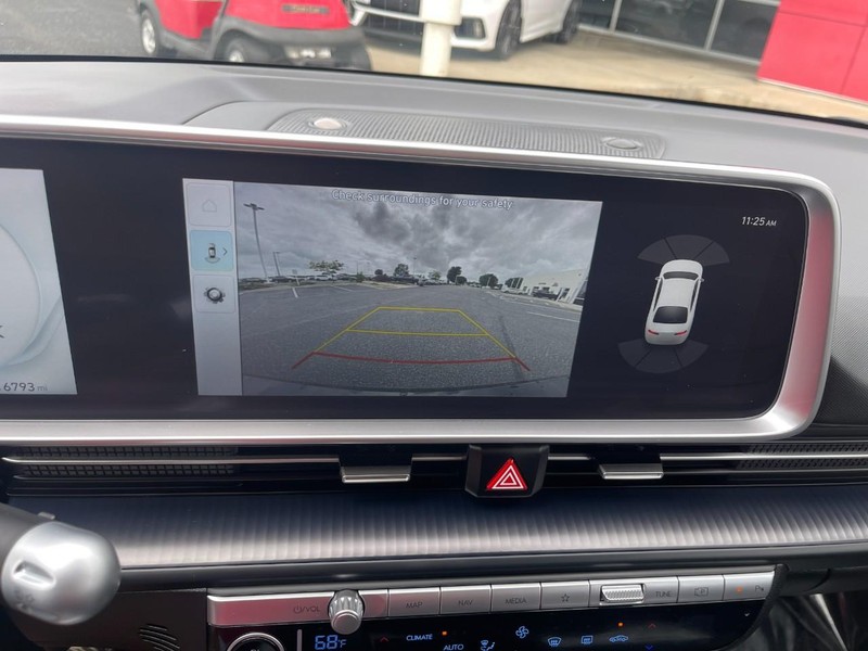 Hyundai IONIQ 6 Vehicle Image 28