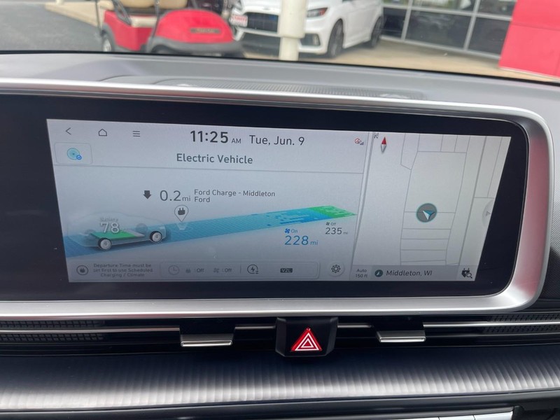 Hyundai IONIQ 6 Vehicle Image 29