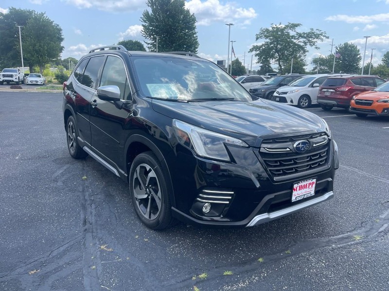 Subaru Forester Vehicle Image 02