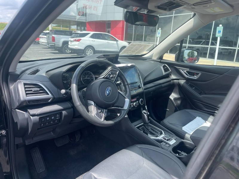 Subaru Forester Vehicle Image 13