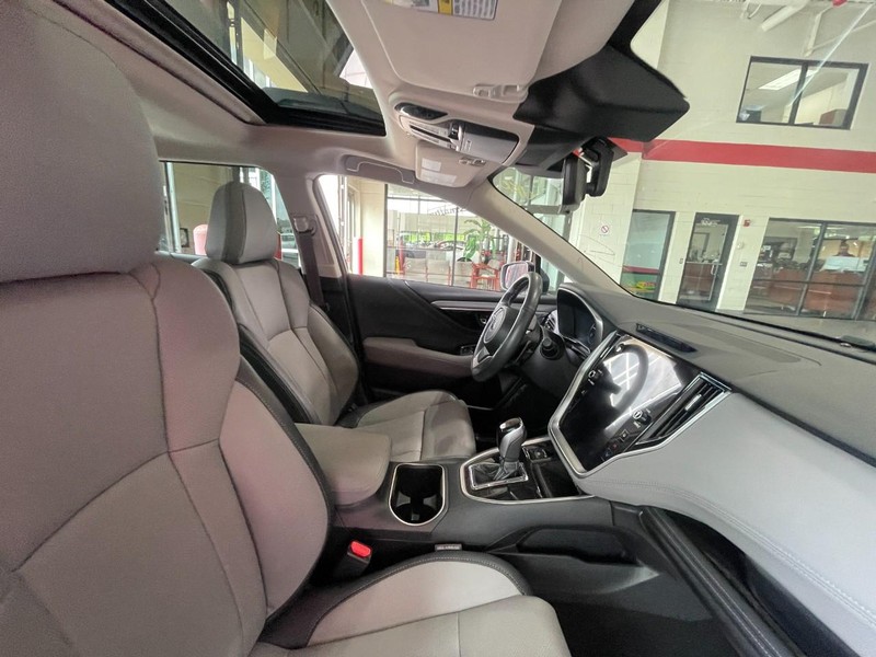 Subaru Outback Vehicle Image 04