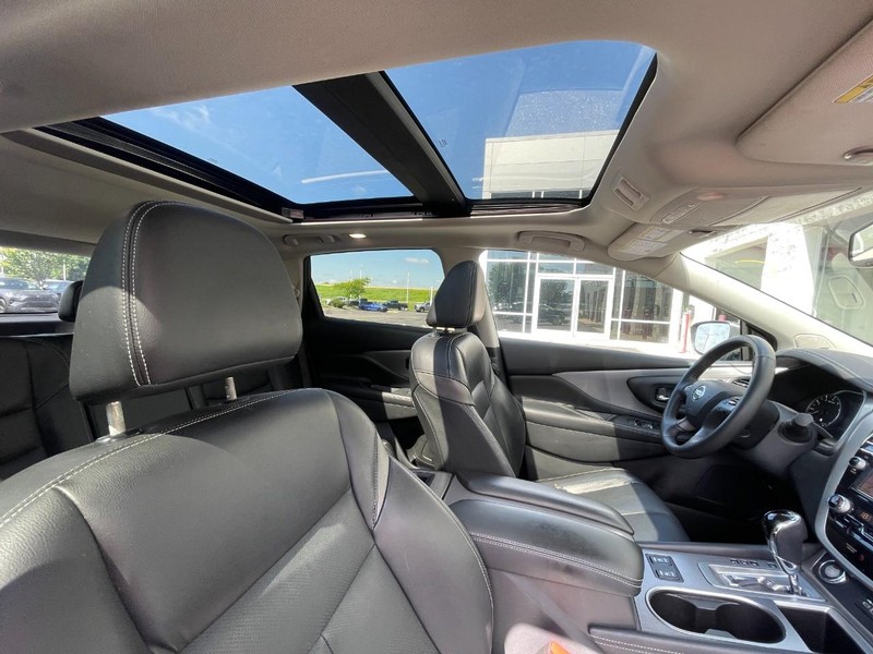 Nissan Murano Vehicle Image 03