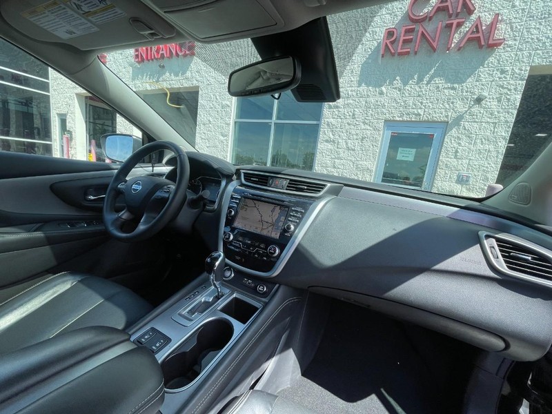 Nissan Murano Vehicle Image 05