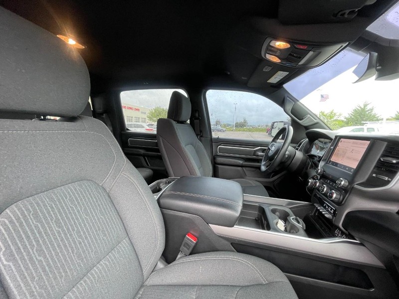 Ram 1500 Vehicle Image 03