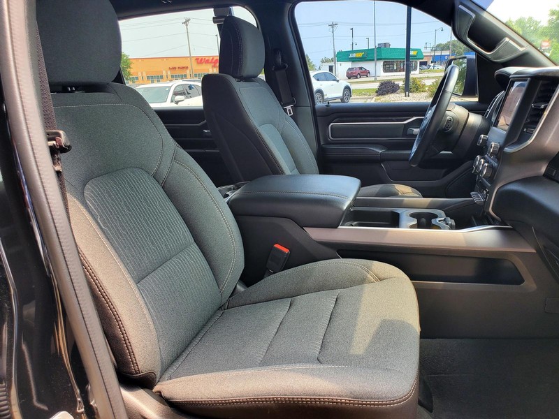 Ram 1500 Vehicle Image 13