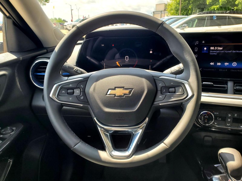 Chevrolet Trax Vehicle Image 09