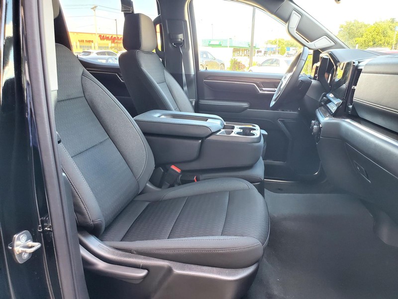 Chevrolet Silverado 1500 Vehicle Image 13