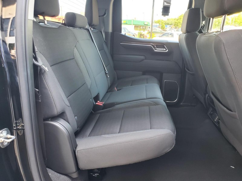 Chevrolet Silverado 1500 Vehicle Image 14