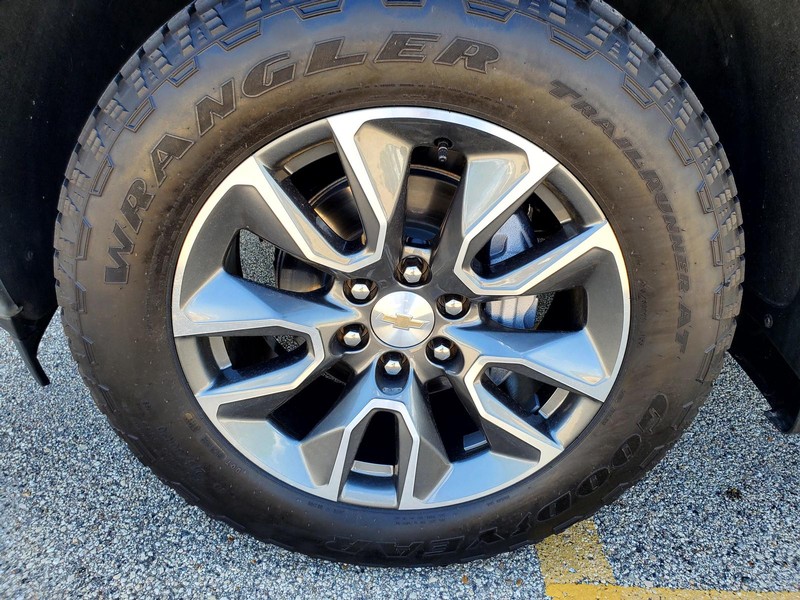 Chevrolet Silverado 1500 Vehicle Image 17