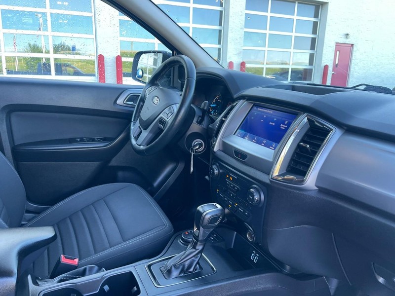 Ford Ranger Vehicle Image 09