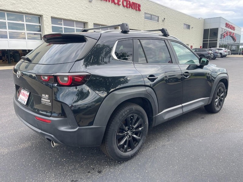 Mazda CX-50 Vehicle Image 03