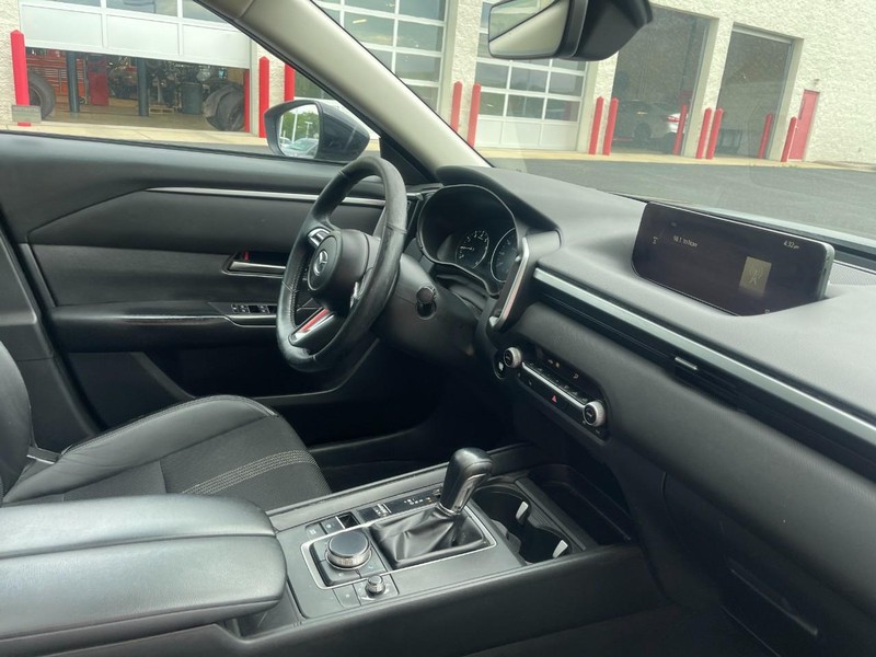 Mazda CX-50 Vehicle Image 04