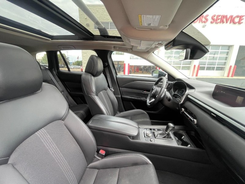 Mazda CX-50 Vehicle Image 06