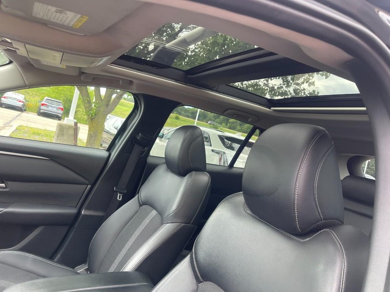 Mazda CX-50 Vehicle Image 13