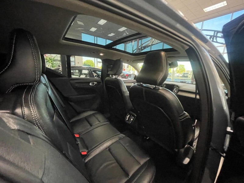 Volvo XC40 Vehicle Image 10