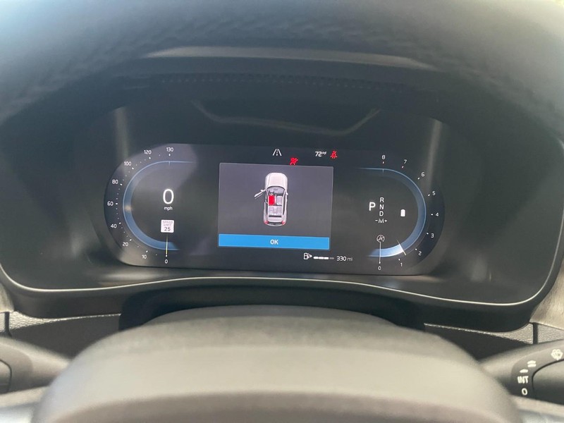 Volvo XC40 Vehicle Image 18