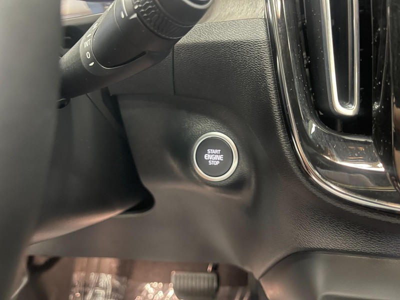 Volvo XC40 Vehicle Image 21