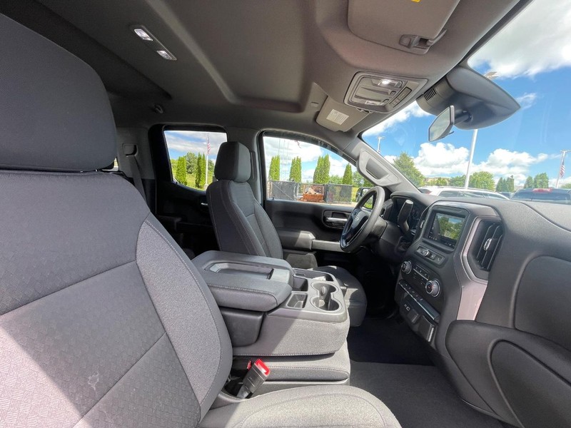 Chevrolet Silverado 1500 Vehicle Image 05