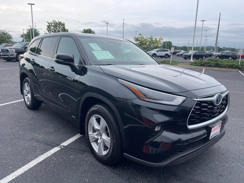 Toyota Highlander Vehicle Image 02