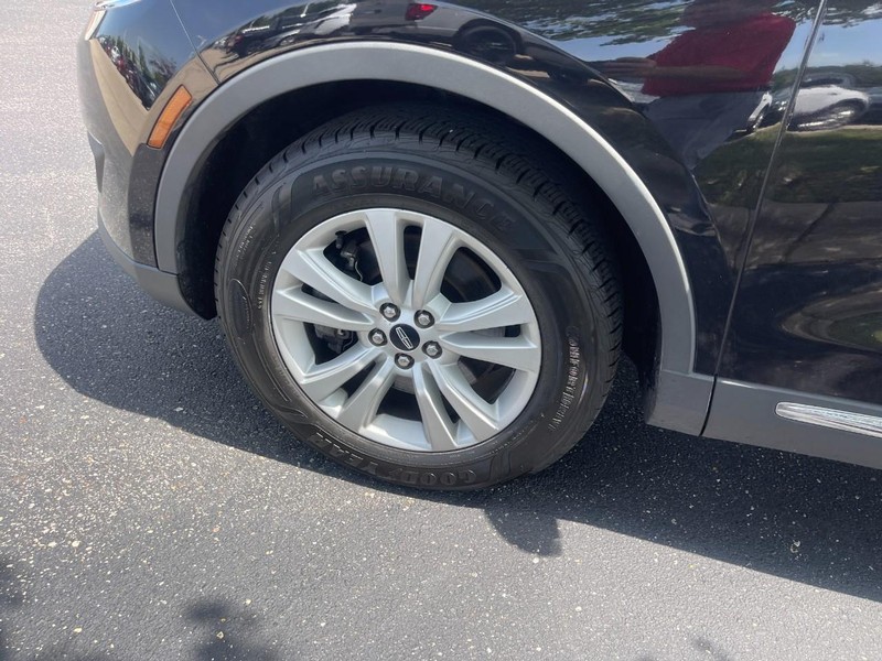 Lincoln MKX Vehicle Image 06