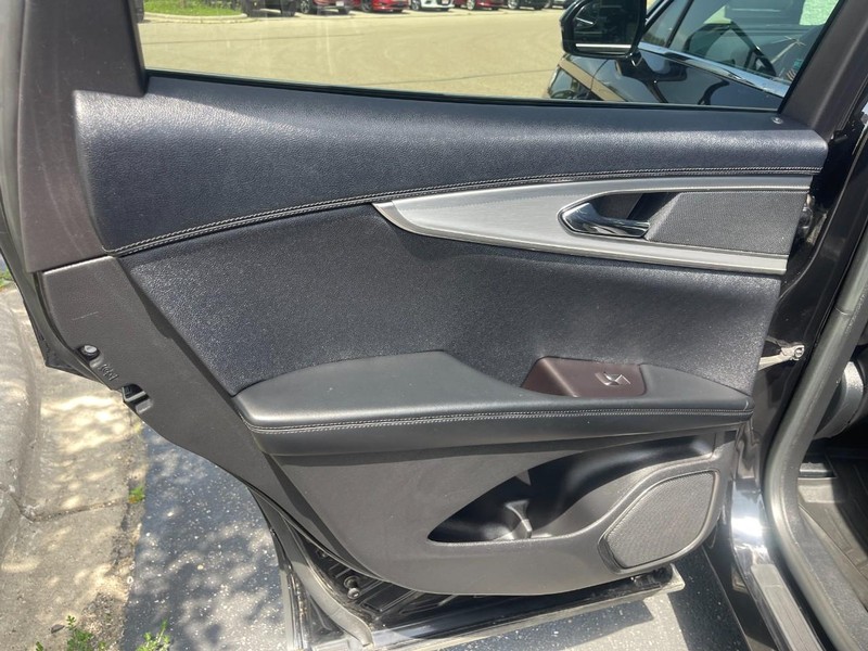 Lincoln MKX Vehicle Image 15